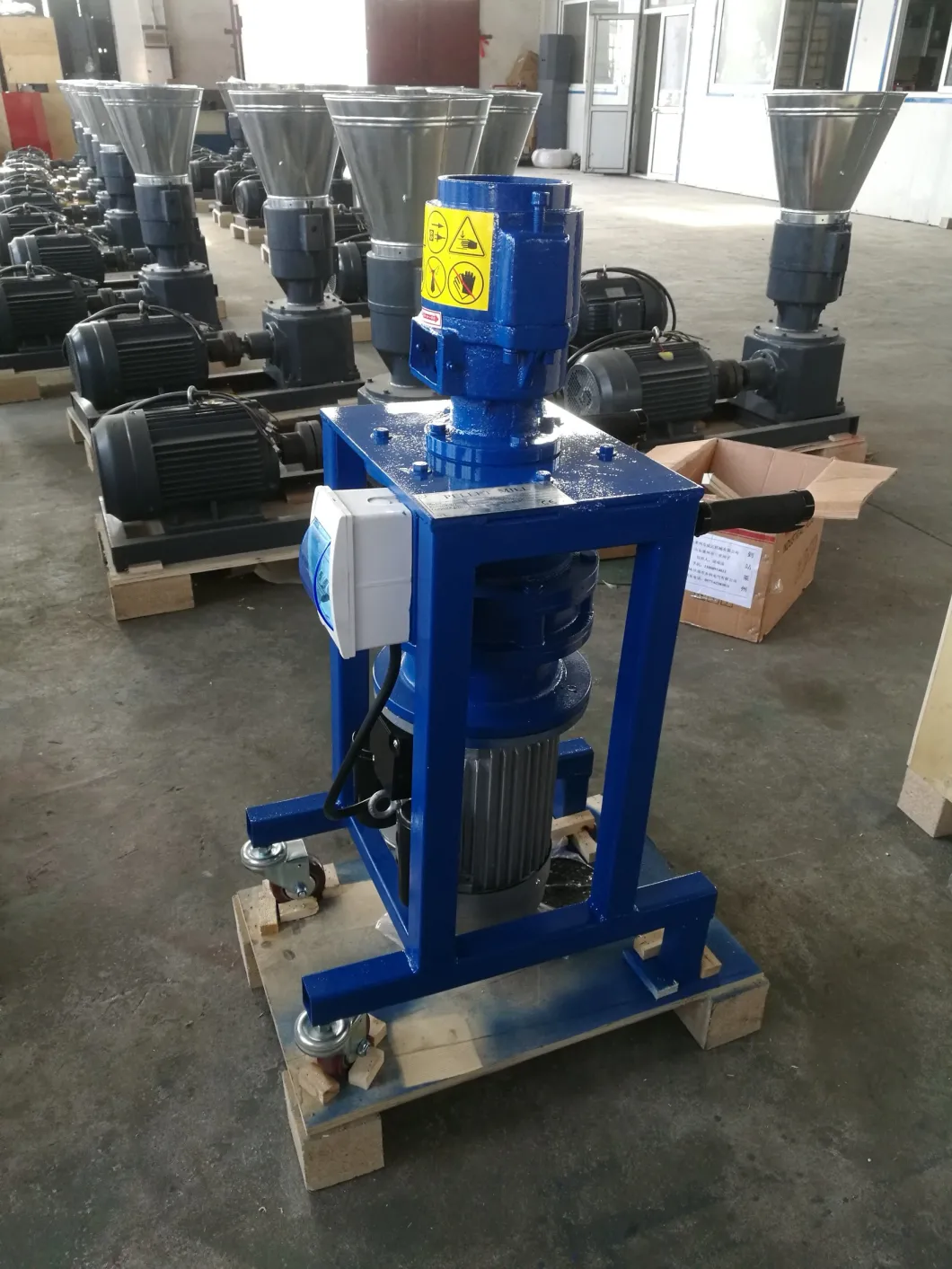 Family Use Vertical Chicken Bird Horse Sheep Feed Pellets Pelletizer